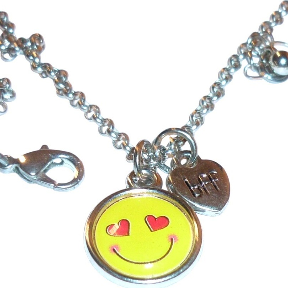 Silver Tone Heart Eyes Emoji & BFF Heart Charm Pendant Necklace 18 Inch